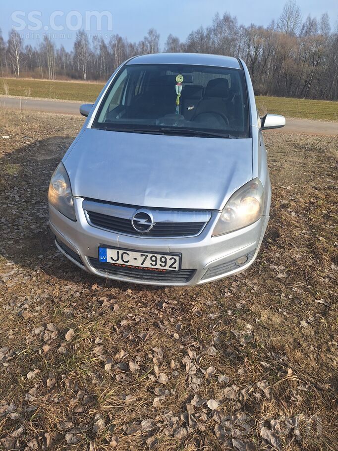 Opel Pārdodu opel zefīra 1.9d 74kw. Janvārī izieta tehn