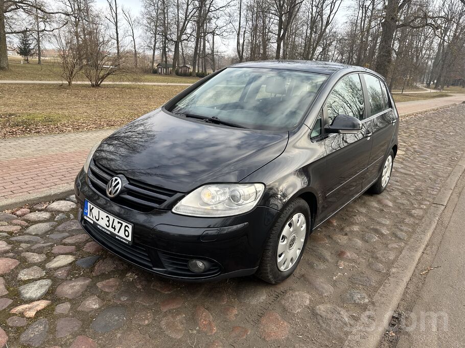 Volkswagen Pārdodu Golf Plus 1, 6 bendzīns, automāts. 