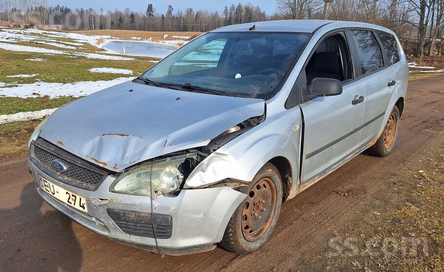 Ford Focus 1, 6 hdi rūc, brauc, bremzē, paredzēts rezerves daļām. 
Sīkāka i