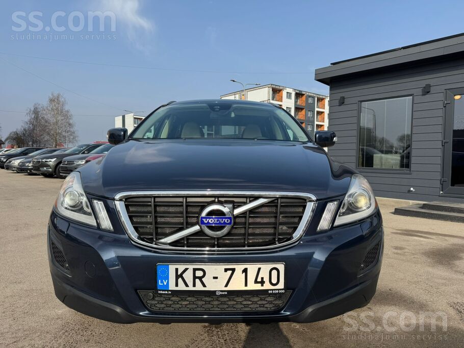 Volvo Xc60, 2.4d, Awd , Mehanika, 158 kw, 215 zs. 

- Pilnpiedziņa 4x4
-