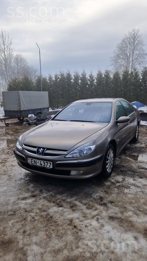 Peugeot 607