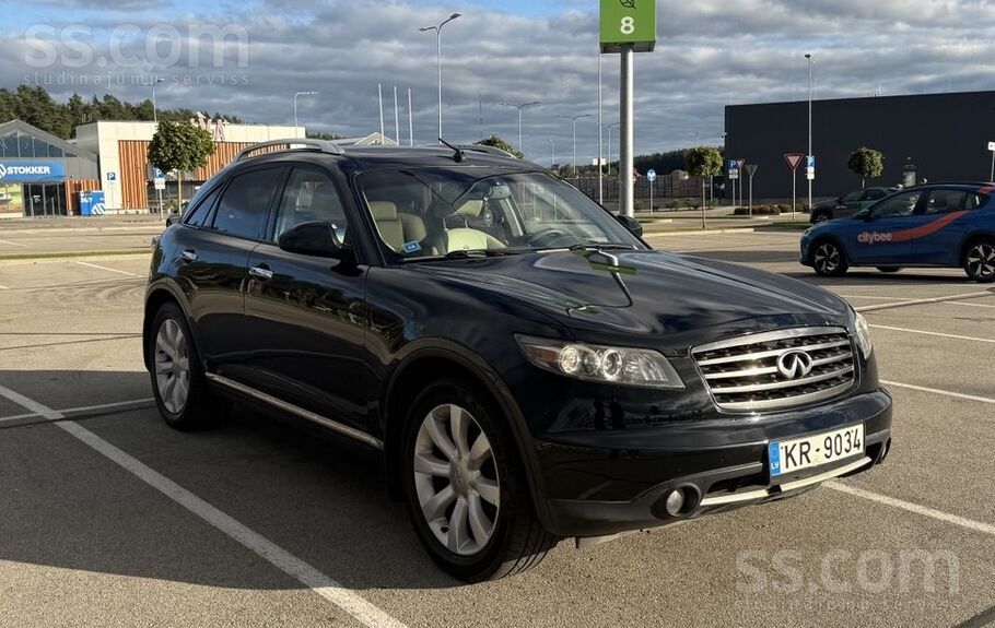 Infiniti Bez avārijām, bez rūsas. Automašīna labā tehniskā