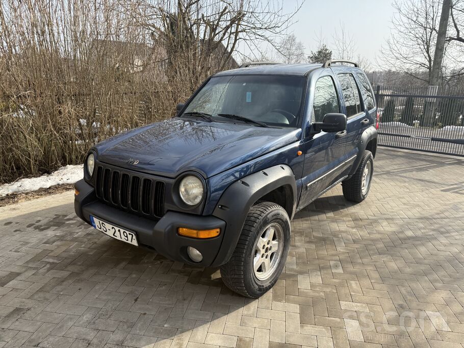 Jeep Pārdodu labi uzturētu Jeep Cherokee. Bezceļos nav 