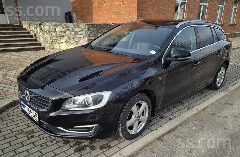 Volvo Pārdodu Volvo V60, dīzelis, 2.0, 2016. gads, Ocean