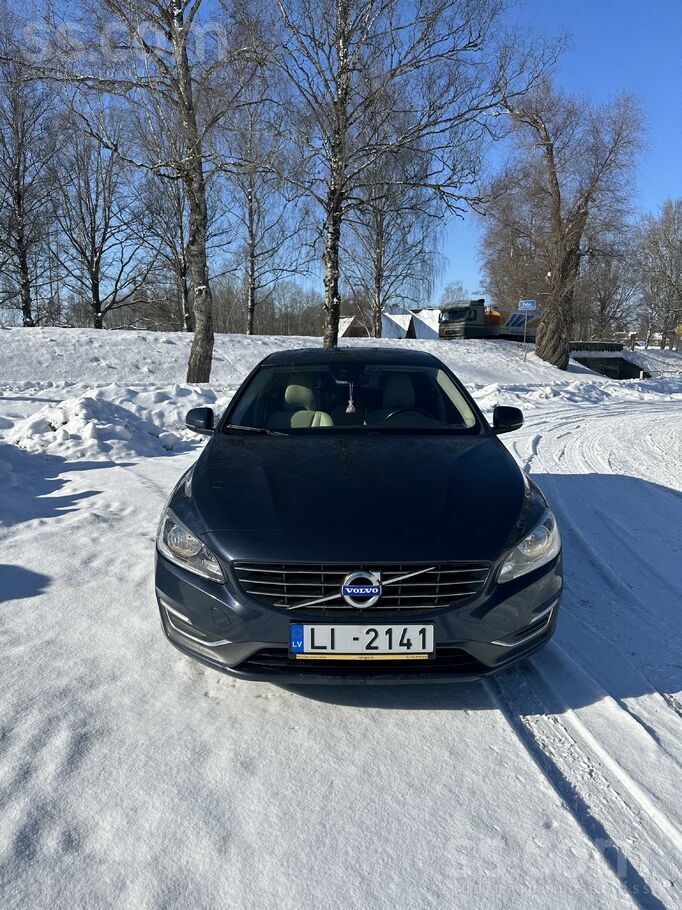 Volvo Pārdod Volvo V60 D4 2.0 (133kW) facelift. Ekonomis