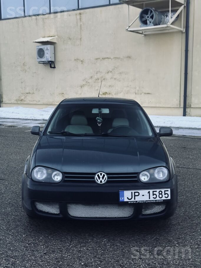 Volkswagen Pārdodu Golf 4 Pd150 Arl, 6 ātrumu manuālis, diezg
