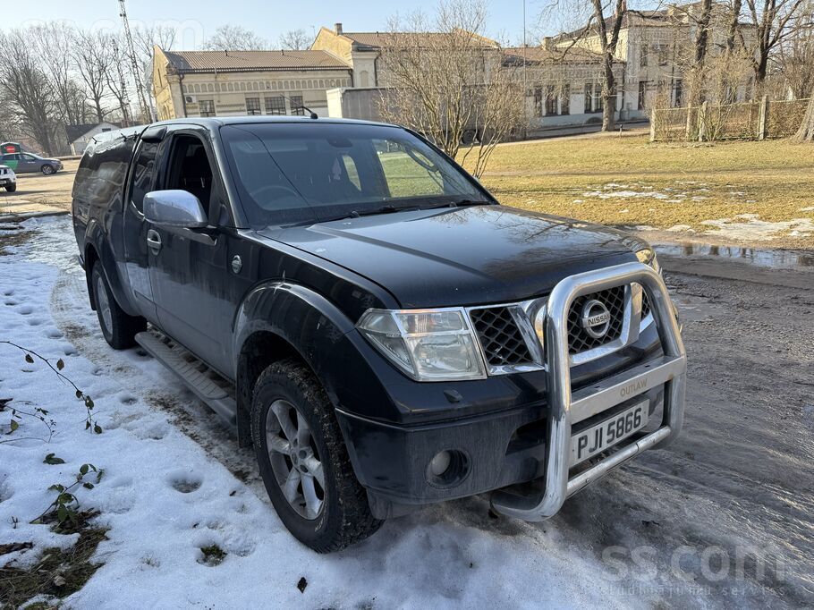 2006 Nissan Navara 2.5 Dci King Cab, 4 vietīgs ar garāku kravas kasti, labā