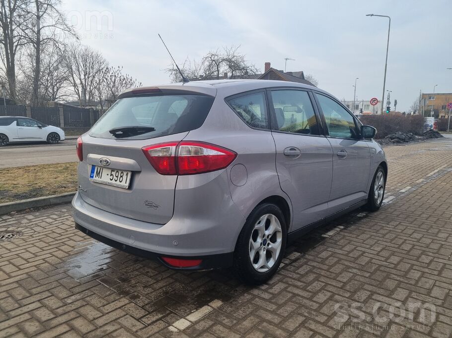 Ford Pārdodu Ford C-Max ar svaigu TA ceļa nodokli nomak