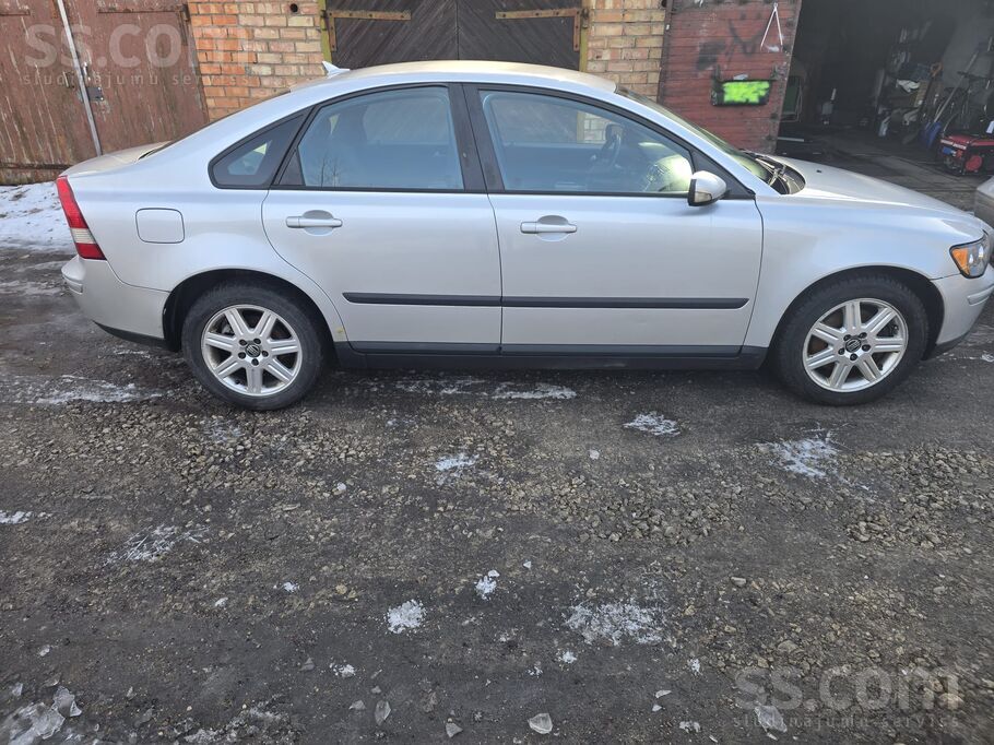 Volvo Tiek pārdots volvo kas tika iegādāts kā rezerves a