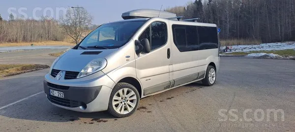 Renault Renault Trafic 2.0D, 9 vietas, Garā bāze, Svaiga T
