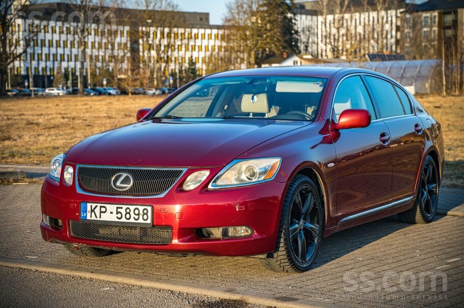 Pārdod Lexus GS 300 3.0 benzīns, 183 kw, automātiskā Ātrumkārba.
Jauna p