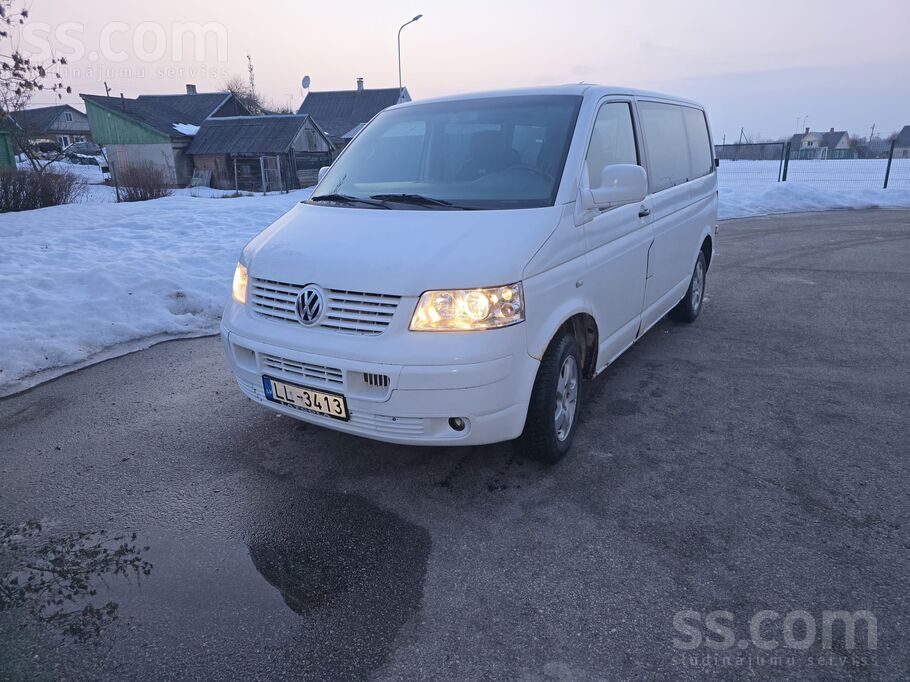 Pārdodu busiņu. 
1.9 77kw. 5 pakāpju pārnesumkārba. 19.03. Aizmugurē dubult