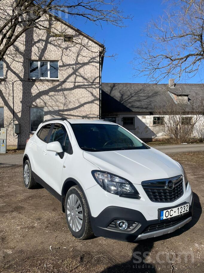 Pārdodu labu un uzticamu Opel Mokka
ar dīzeļa dzinēju. Auto ir labā tehnisk