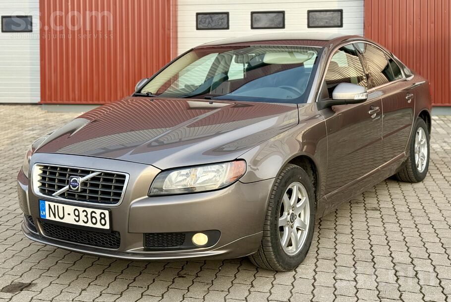 Volvo Volvo S80 no Nīderlandes, tikko izieta jauna tehni