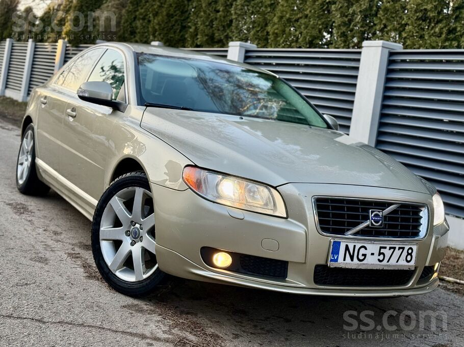 Volvo Volvo S80 2.4L, 136kw dīzelis ar 6pak. Manuālo pār