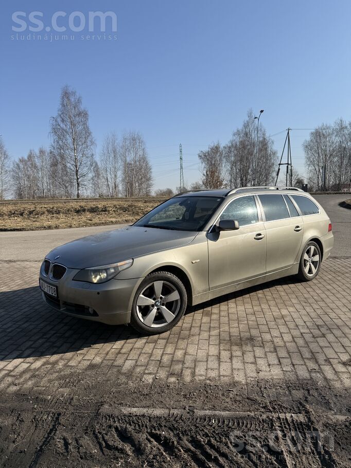 BMW Pardodu bmw 530xdrive(170w) ar manualo kārbu, auto