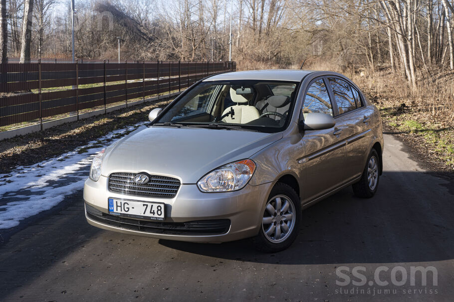 Pārdodas mašīna ļoti labā stāvoklī. Oriģinālais nobraukums. Visas apkopes ve