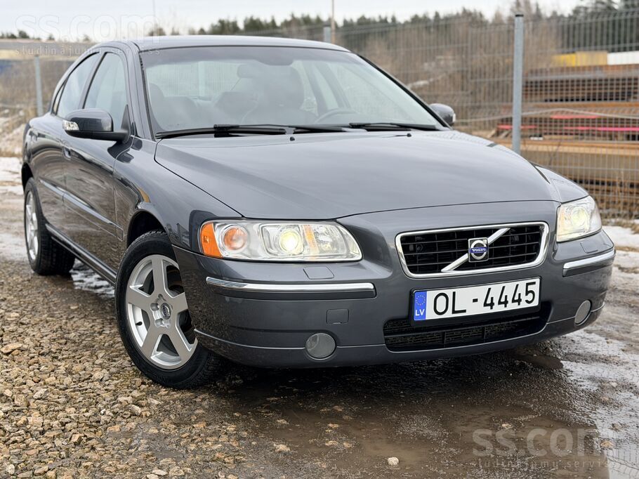 Volvo Tikko ievests Volvo S60 Sport Awd(4x4) un leģendār