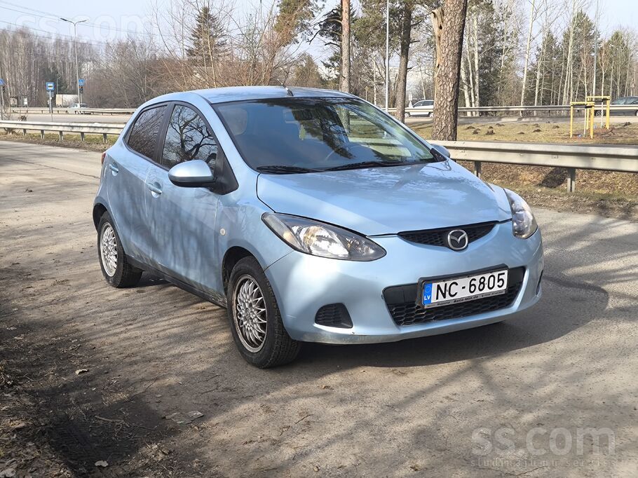 Mazda 2 labā tehniskā stāvoklī. Jaunas bremzes, veikta apkope. Ļoti ekonomis