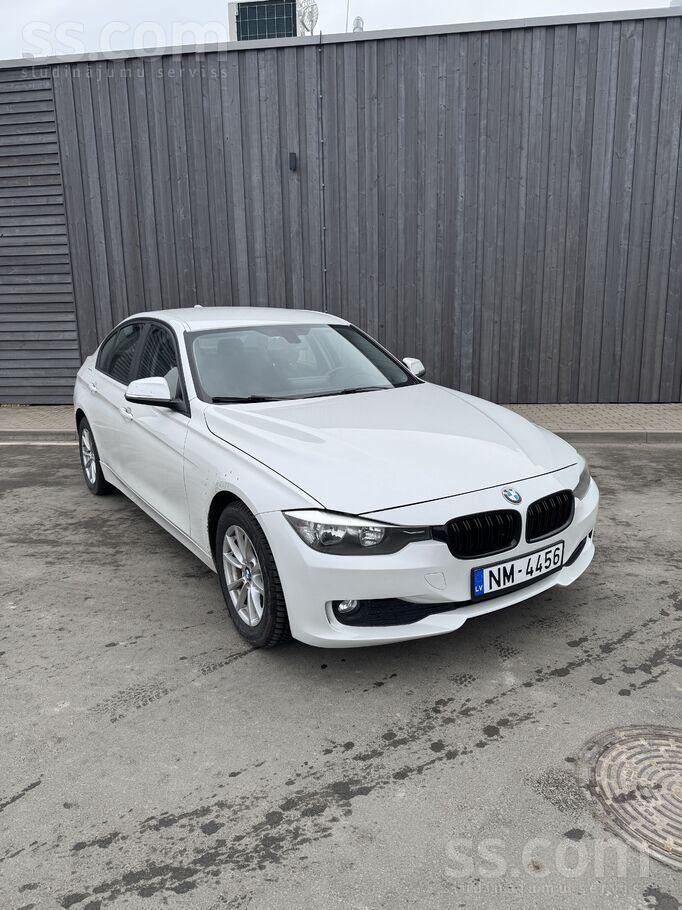 BMW Pardod BMW 320.2.0 Dizelis. Ekoloğija vieta, auto 