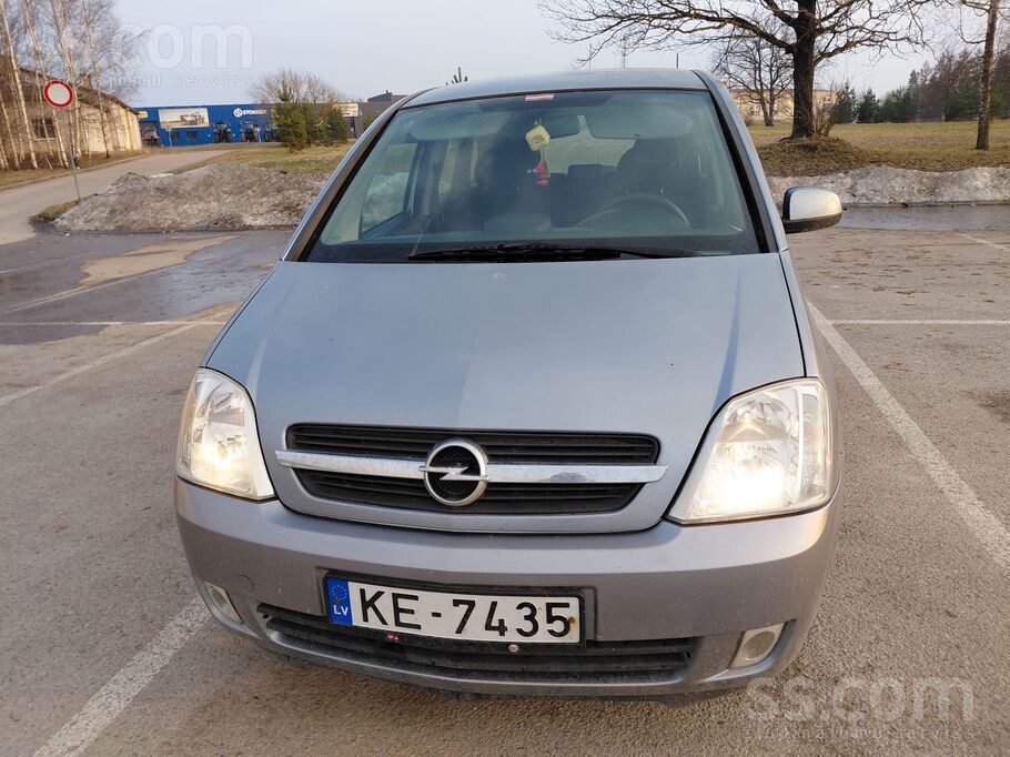 Sakarā ar jaunu auto iegādi pārdodu Opel Meriva markas automašīnu. Ekonomisk
