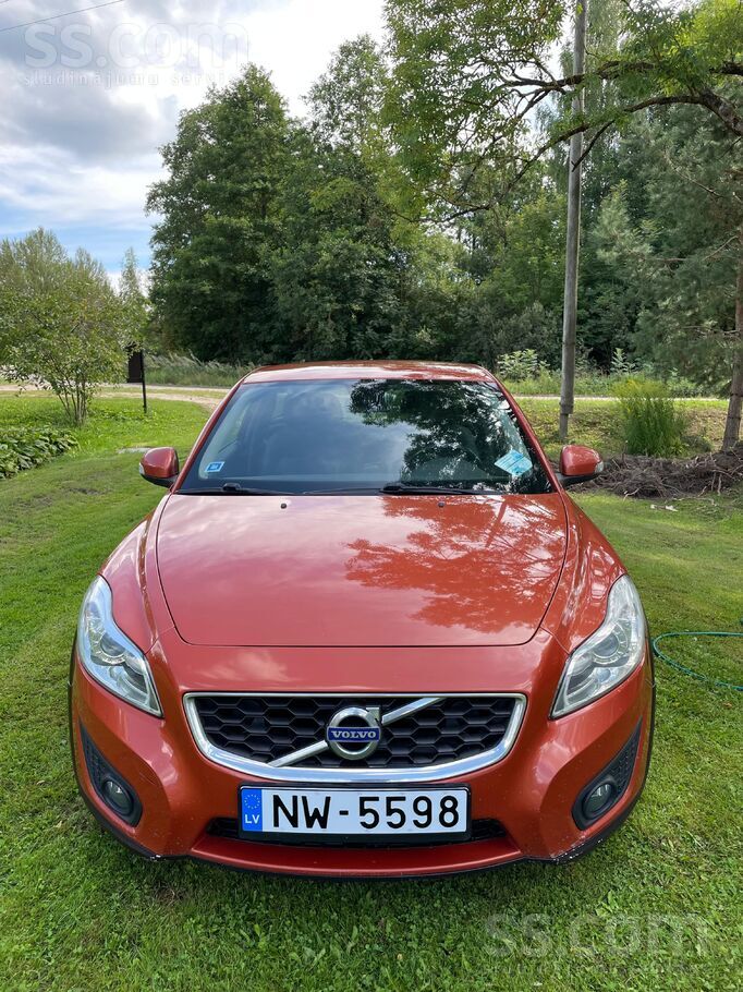 Volvo Ekonomisks, smuks auto. 