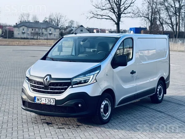 Renault Pārdod Renault trafic. Neliels nobraukums. Izcilā 