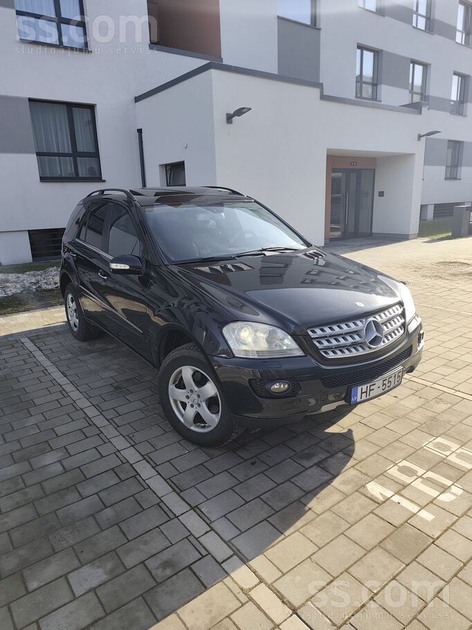 Pārdodu Mercedes-Benz ML 320 Cdi. 
Auto manā īpašumā Divus gadus, Nobraukum