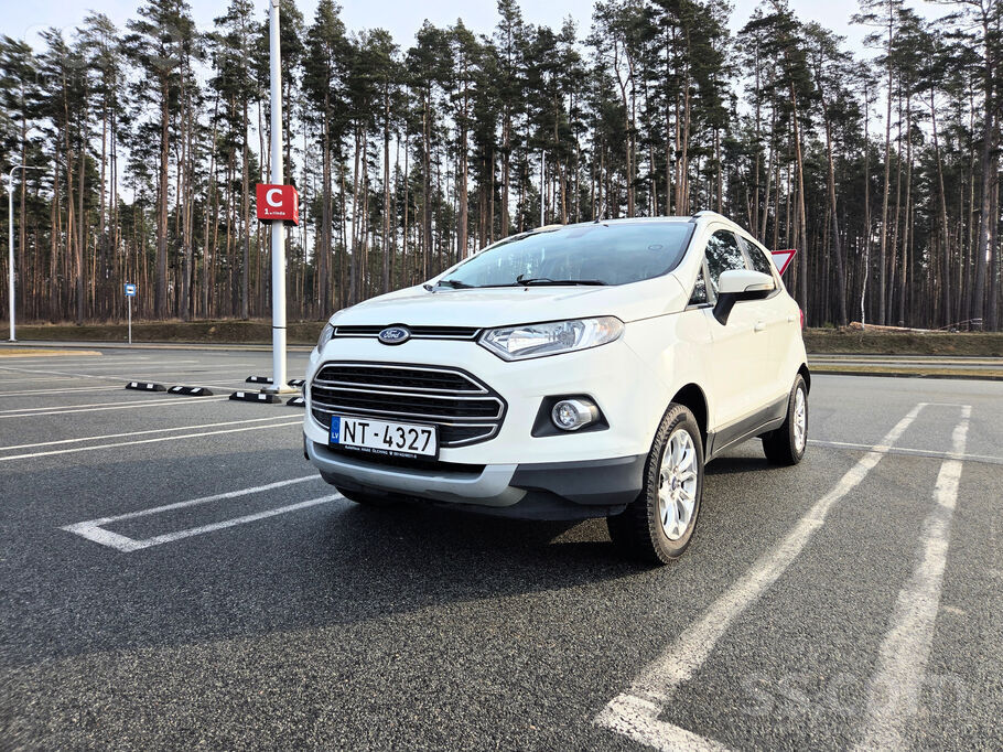 Saistībā ar cita auto iegādi, pārdodu labi koptu un aprūpētu Ford Ecosport c