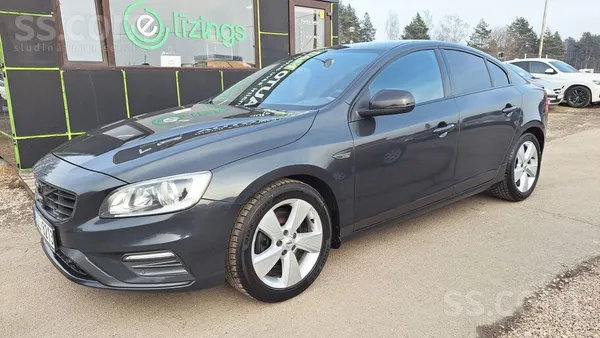 R Design Volvo S60 mehānika 2.0 dīzelis 133 kw

Pirmā reģistrācija 10.01.2