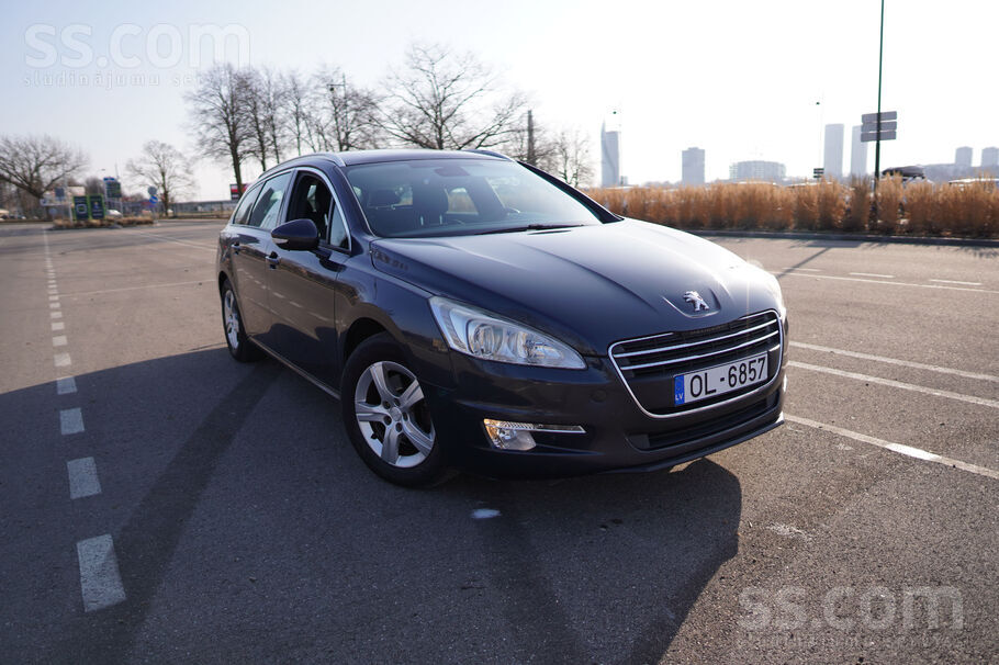 Peugeot Auto ir nesen ievests no Nīderlandes. 