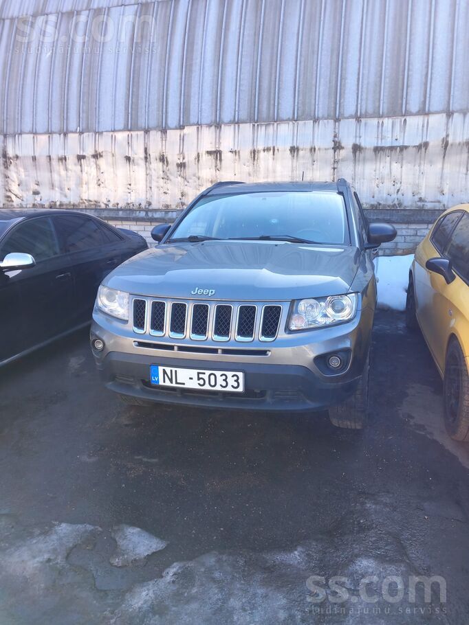 Jeep Compass 2.2D 2011 – без двигателя / под восстановление / leather / меха