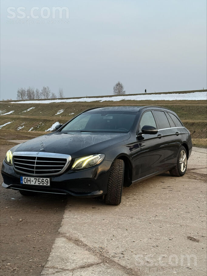 Mercedes Pārdodu Mercedes Benz E220, v/n- Oh7569. 143kW, 19