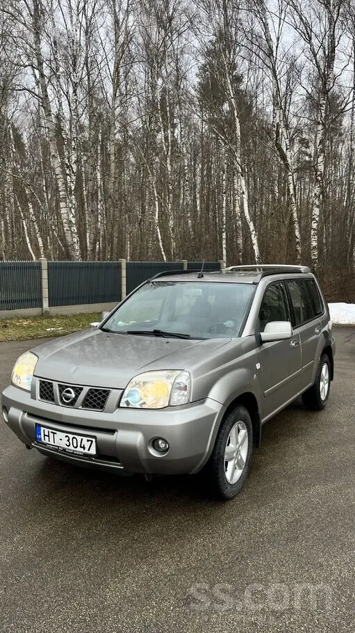 Nissan Automašīnu mantoju no vectēva un izmantoju tikai i