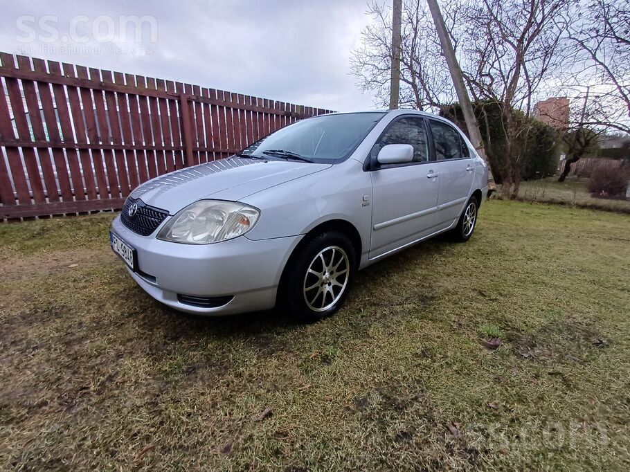 Toyota Седан. 1.6/81kW. ТО до 06/2026г.