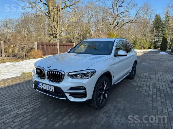 BMW BMW X3 xDrive30e, 292 Zs, Plug-In Hybrid, Pano, He