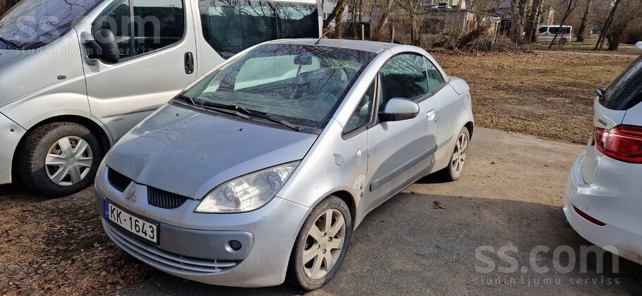 Strada .Cena runājama.