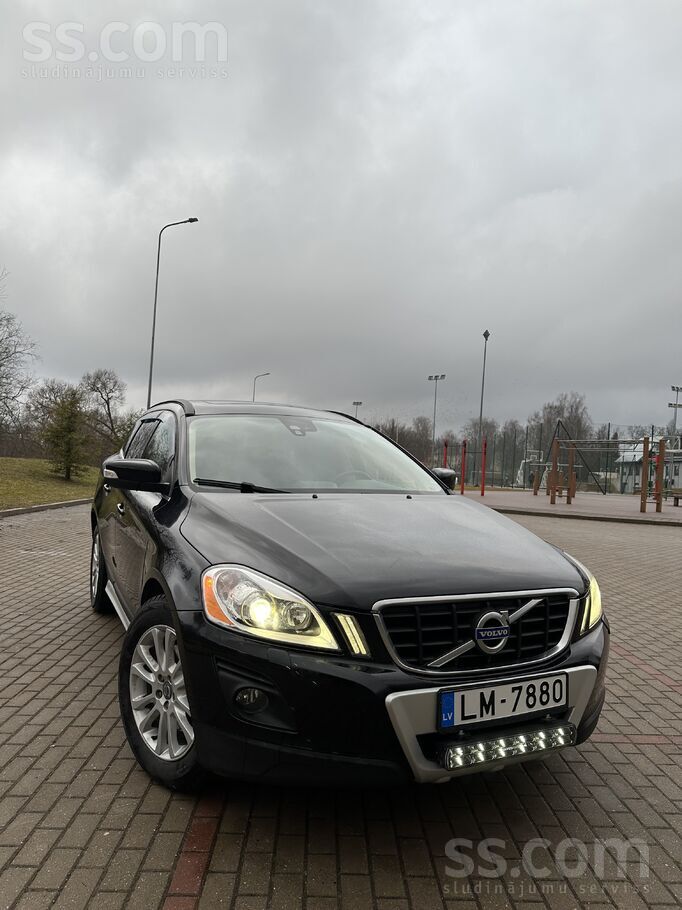 Volvo Pārdodu labi uzturētu Volvo Xc60. Auto vienmēr kop