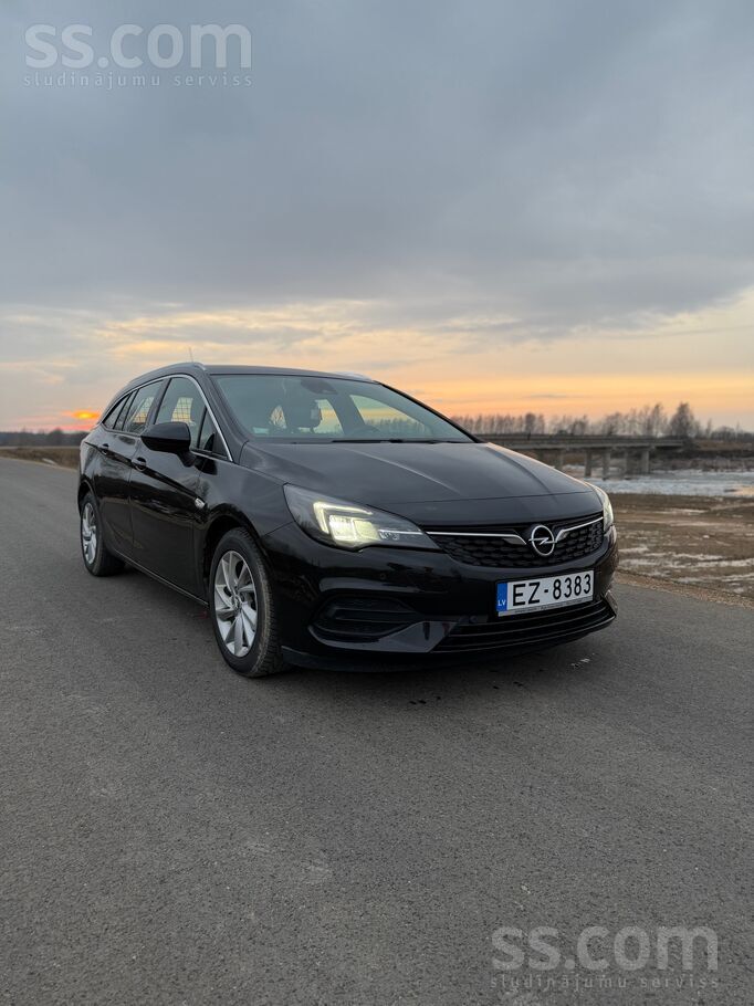 Opel Pārdodas Opel Astra Sports Tourer +, ar 1, 4l benz