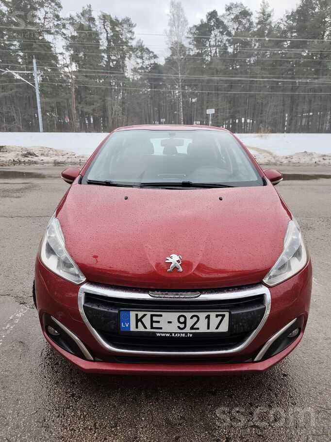 Peugeot Первая регистрация 20.11.2015, один хозяин, покупа