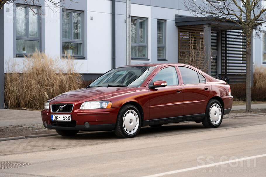 Volvo Svaiga skate (02.2027). Volvo S60 2.4 benzīns/gāze