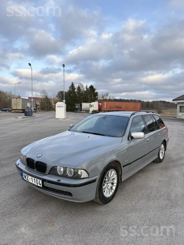 BMW Pārdod Labu E39 Individual. 