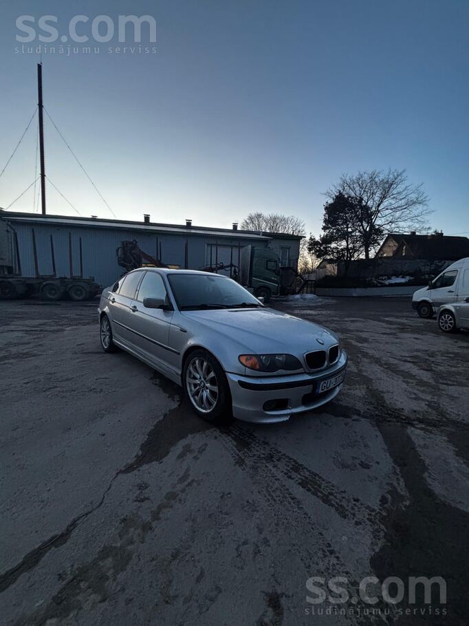 BMW Sakarā ar cita auto iegādi tiek tirgots BMW e46 3.