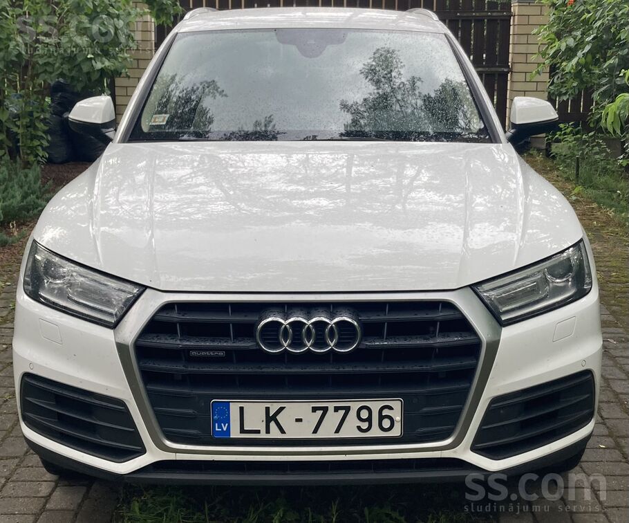 Praktisks un glīts auto, ar skaistu gaišo ādas salonu, pirkta Latvijā no dīl