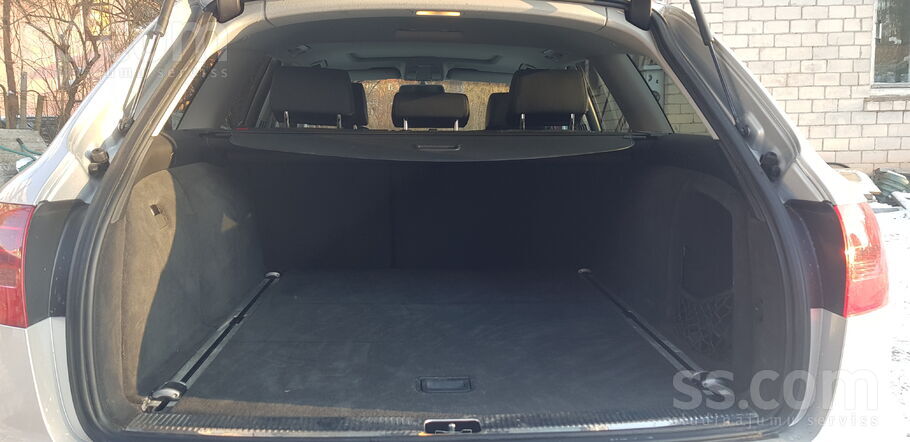 Audi A6. Nesen no Šveices. Rets jubilējas modelis. Cinkota virsbūve. Nepilnu