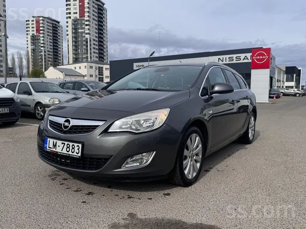 Opel Sakarā ar jauna auto iegādi, Pārdodu Opel Astra Sp