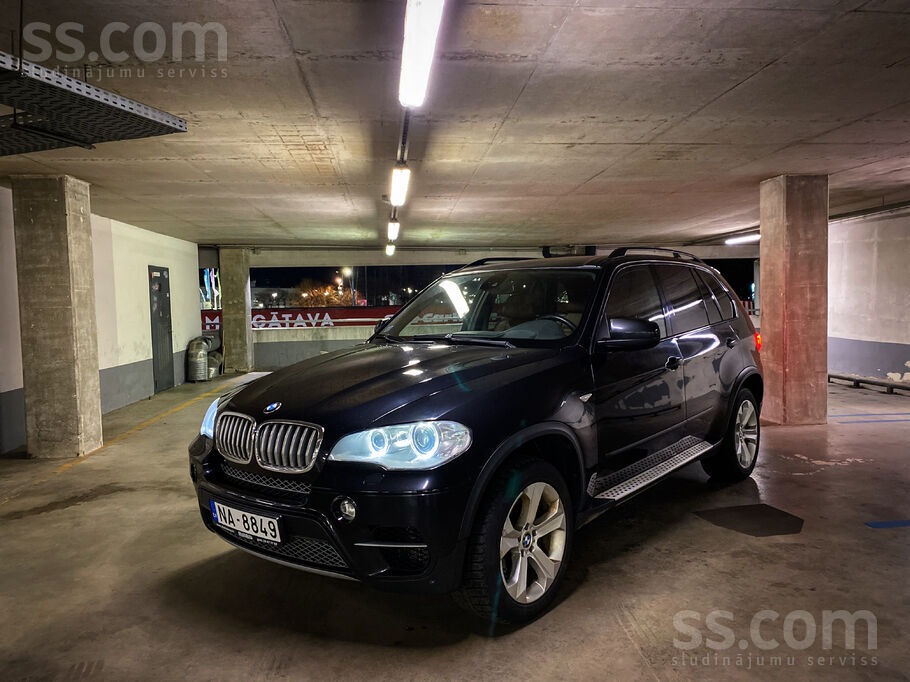 BMW BMW X5 Xdrive 3.0D Sport Package, 180 kw / 245 zs.