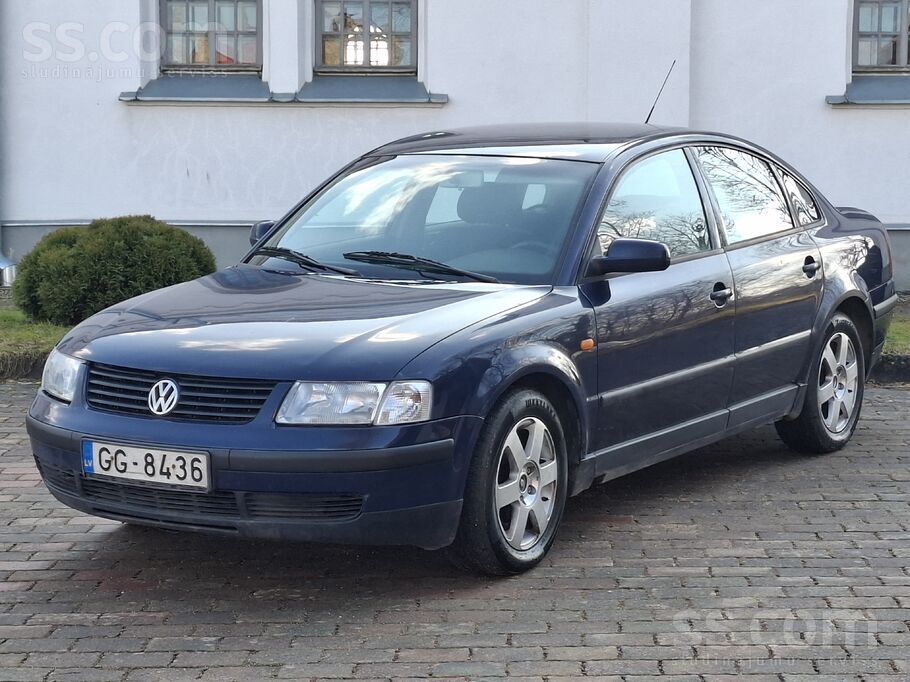 Volkswagen Jauna ta. , dzinējam nesen mainīta siksna. 