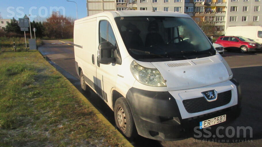 Peugeot Pārdod privātpersona. Peugeot Boxer 2.2 , L1 H1, B
