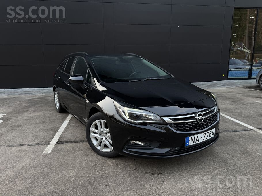 Īpašnieks pārdod savu ģimenes auto Opel Astra Sports Tourer

Auto tika atv